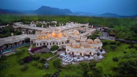 The Best Resorts in India: A Perfect Blend of Luxury, Nature, and Culture